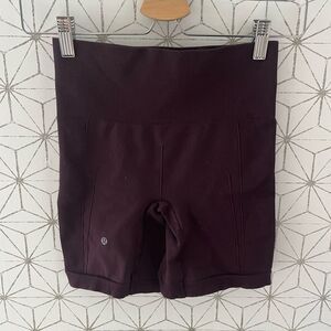 Lululemon Ebb to Street Spandex Short 6”